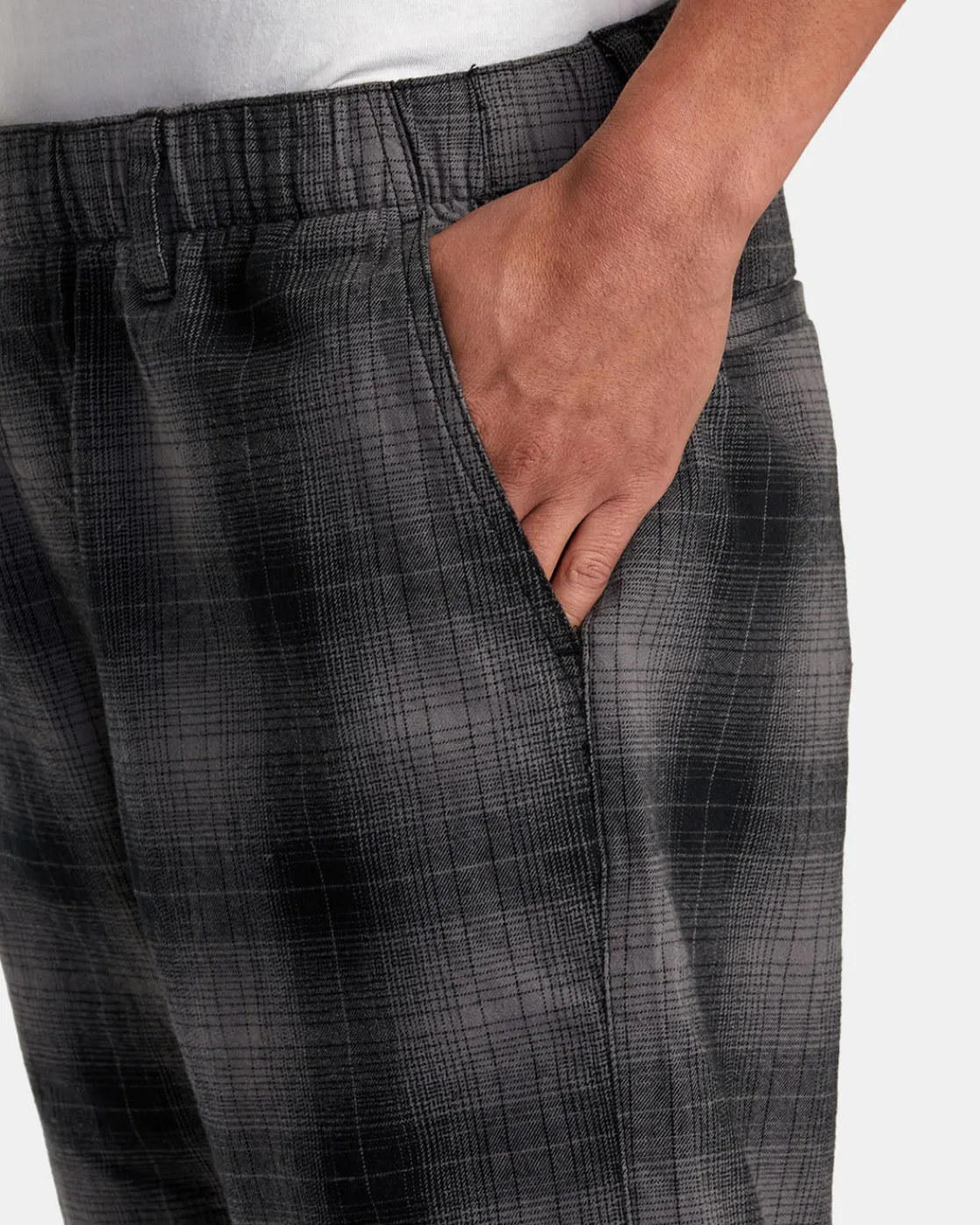 RVCA AMERICANA 20" ELASTIC WAIST YARN DYED SHORTS Black Sale