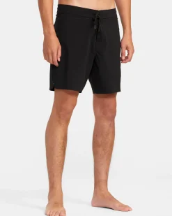 RVCA ANDERSON TRUNK 17