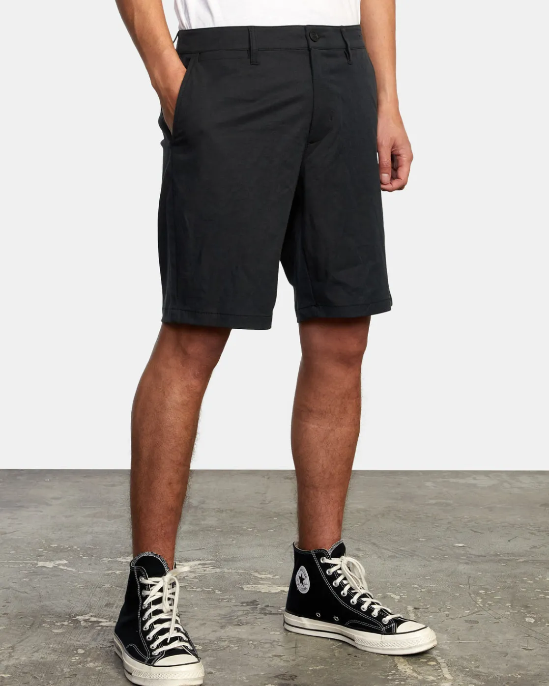 RVCA BACK IN HYBRID 19" SHORTS Black Online