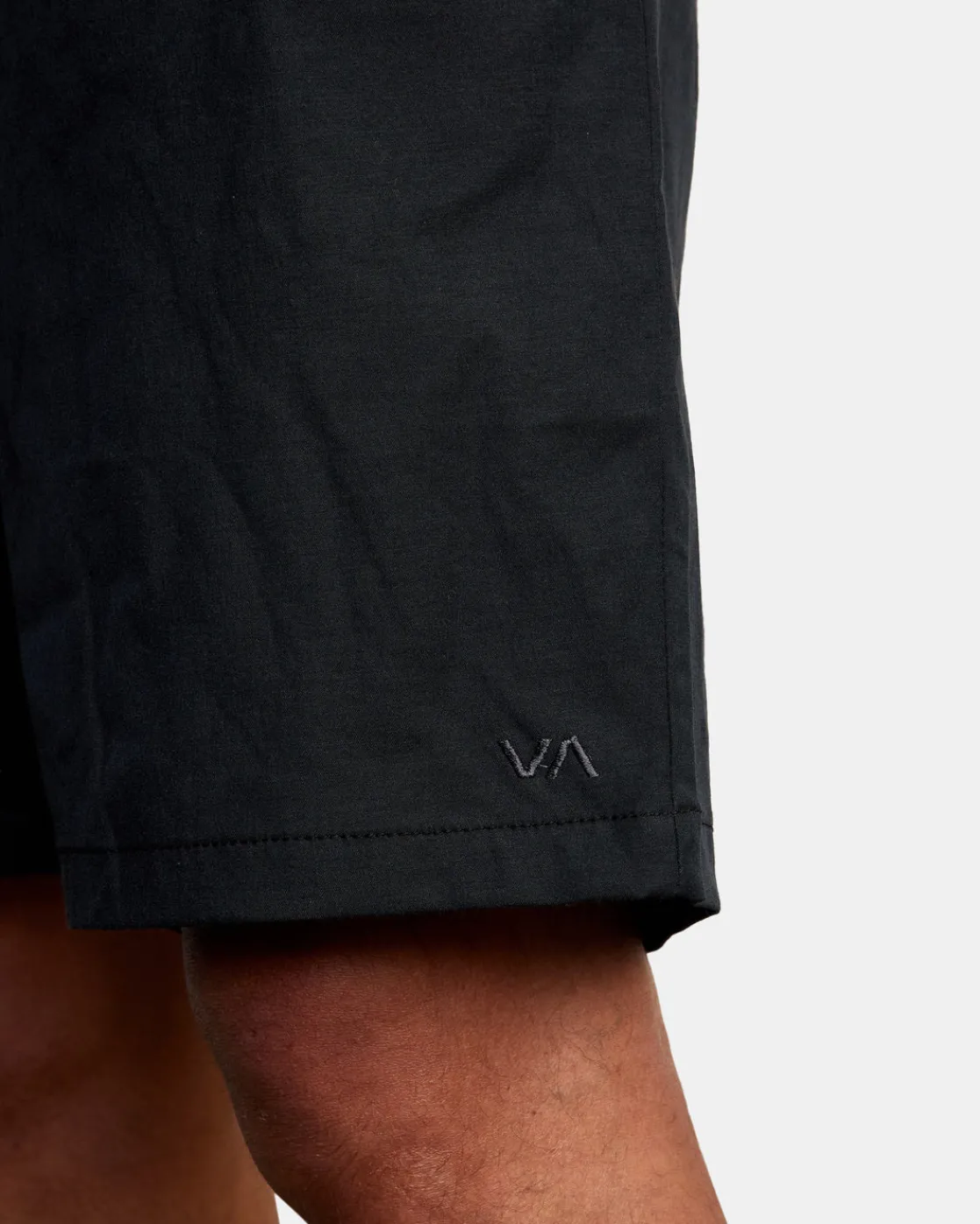 RVCA BACK IN HYBRID 19" SHORTS Black Online