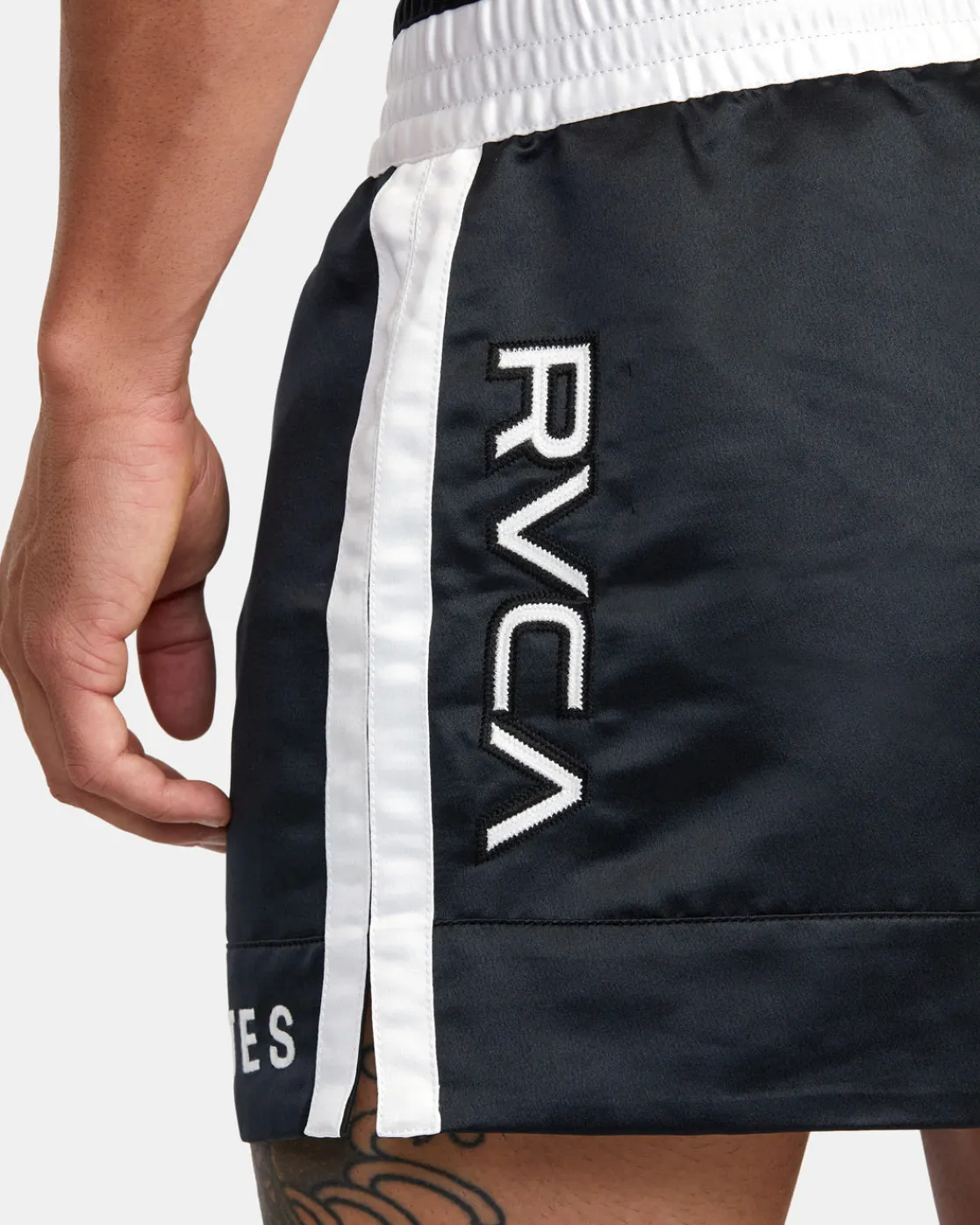 RVCA 15" MUAY THAI BOXING SHORTS Black Best