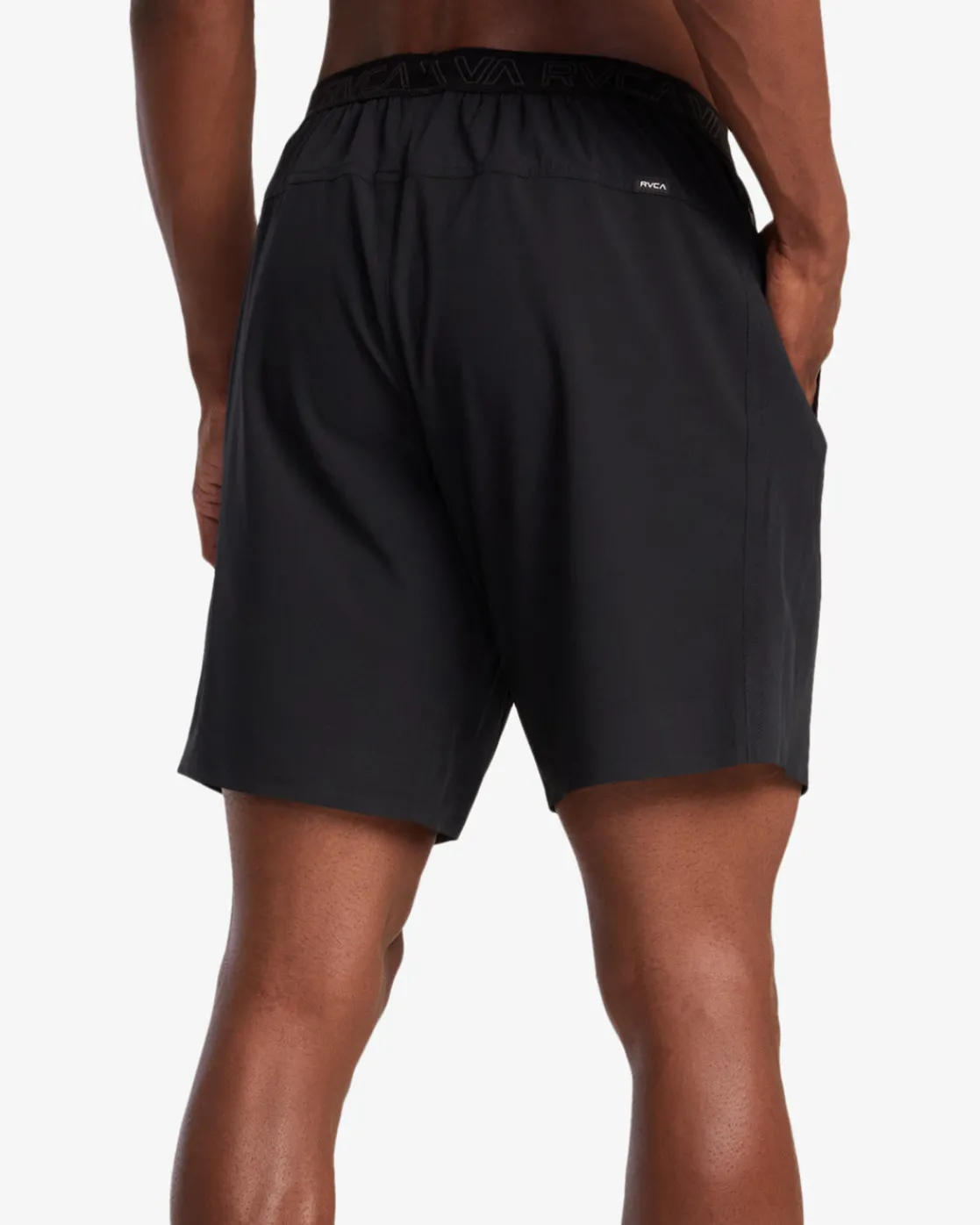 RVCA YOGGER PLUS 18" SHORTS Black Online