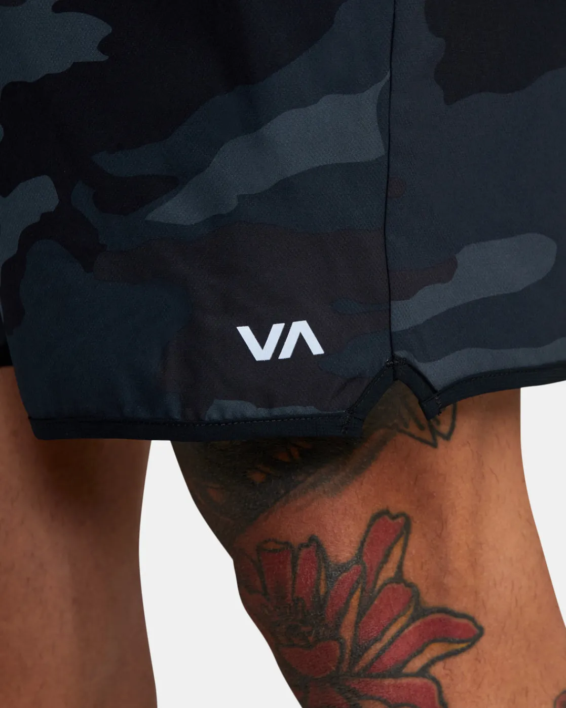 RVCA YOGGER STRETCH 17" ATHLETIC SHORTS Camo Hot